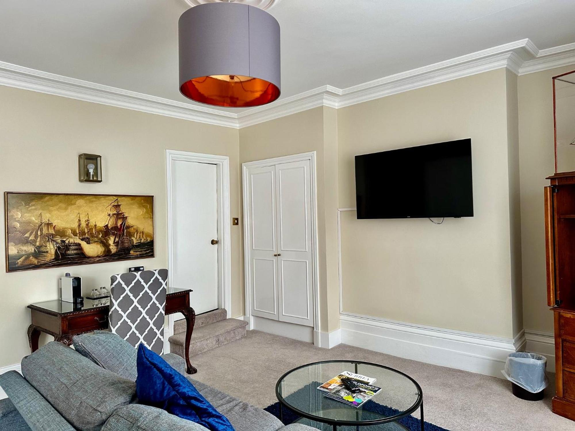 The Angel Posting House & Livery Guildford Ngoại thất bức ảnh