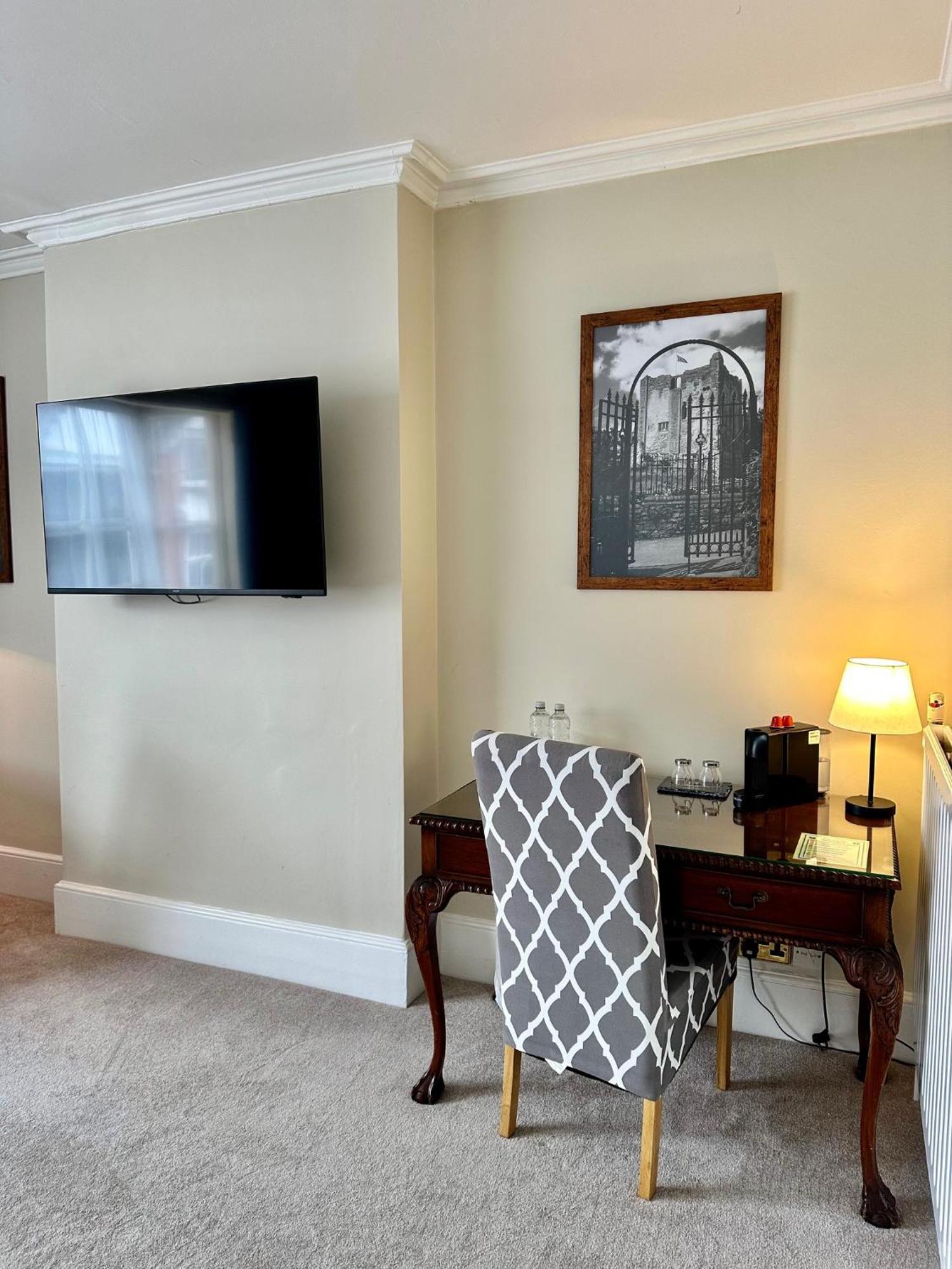 The Angel Posting House & Livery Guildford Ngoại thất bức ảnh