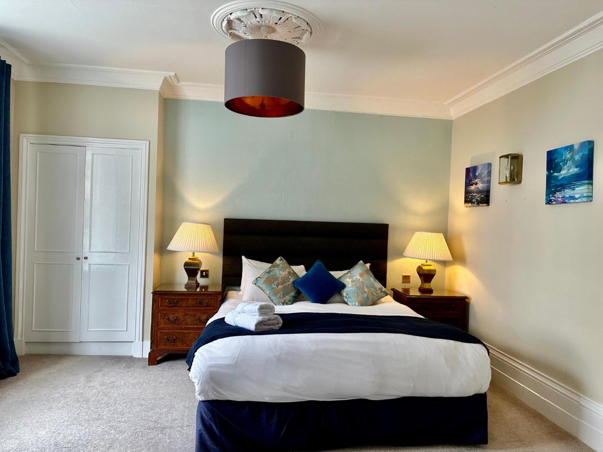 The Angel Posting House & Livery Guildford Ngoại thất bức ảnh